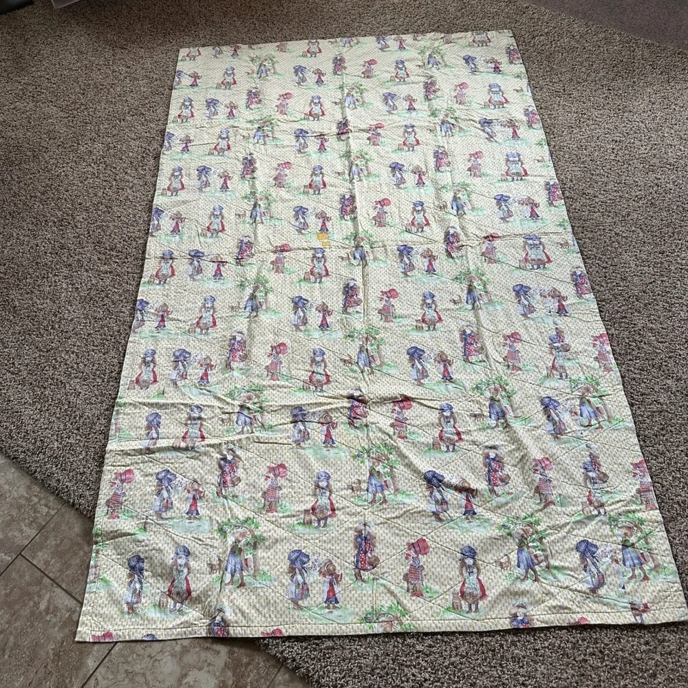 Vintage Holly Hobbie Fabric Quilt Twin‎ Children Playing Yellow Floral Pattern